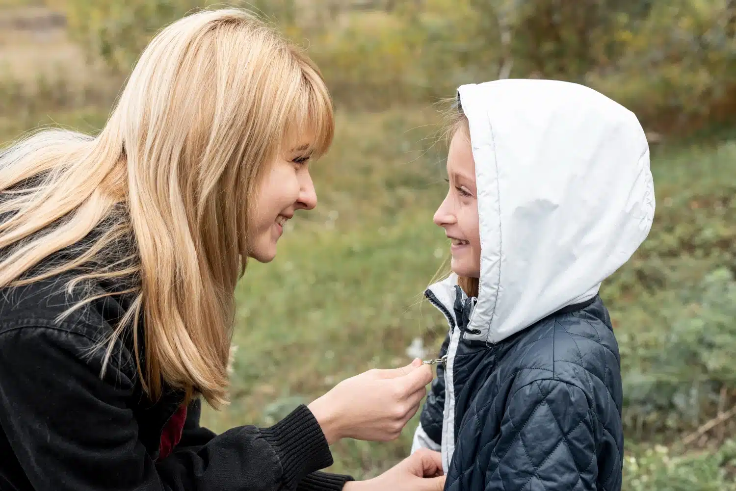a mother talking to a sensitive child to build his confidence 